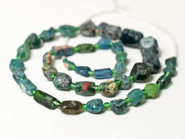 楽天市場】【2210】古代ローマン&イスラム中小粒モザイクガラスビーズ