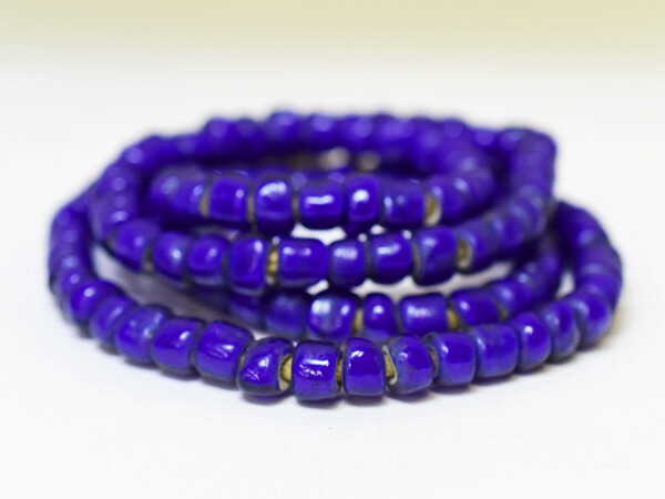 ●わくわく とんぼ玉★ホワイトハーツ黒扁平丸型大粒ビーズ一連(Φ9.0mm) 蜻蛉玉 トンボ玉 2105ホワイトハーツ黒偏平丸型大粒ビーズ一連（Φ9mm））とんぼ玉