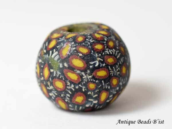 楽天市場】【1903】ジャワ島出土 超多眼藍色特大玉【とんぼ玉