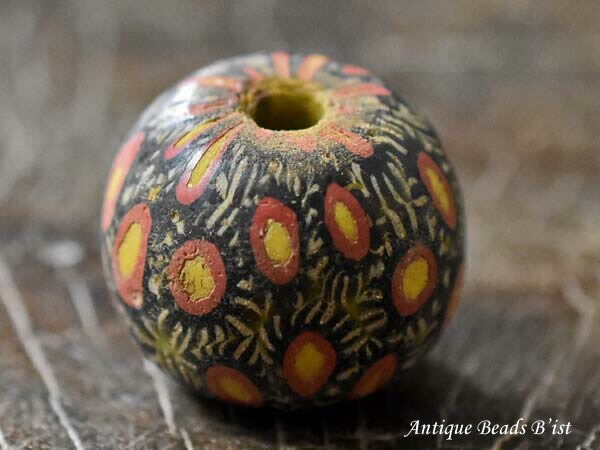 楽天市場】【1903】ジャワ島出土 超多眼藍色特大玉【とんぼ玉】【蜻蛉