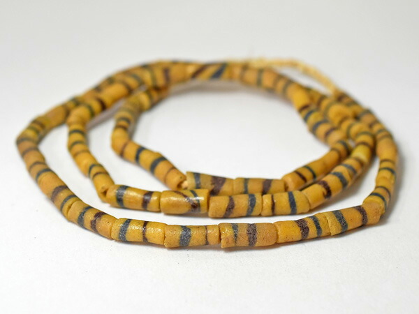 楽天市場】【2207】アフリカンミックスガラスビーズ一連13【とんぼ玉