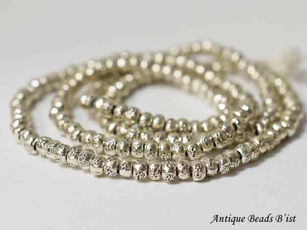 【2303】カレンシルバー刻印入偏平丸型ビーズ一連WS（Φ5.0mm)【とんぼ玉】【ホワイトハート】【パーツ】【蜻蛉玉】【インディアンジュエリー】【カレンシルバー】【シルバービーズ】【ホワイトハーツ】【シルバー925】【ハンドメイド】【送料無料】