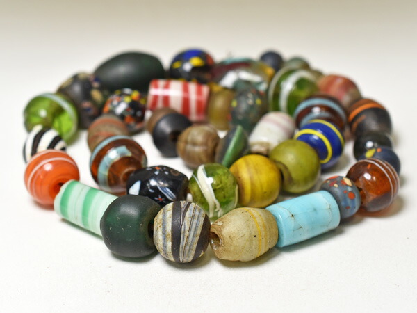 アフリカモーリタニア製とんぼ玉オールドキファ美品（oldkifa-b） 楽天市場】【2401】ガーナファンシーモザイクガラスビーズ一連B