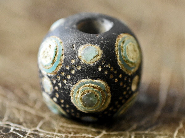 古代 戦国玉 東周漢王朝 トンボ玉 アンティーク ガラスビーズ 楽天市場】【2007】古代中国戦国玉 多眼貼付筒型大玉A2【とんぼ玉