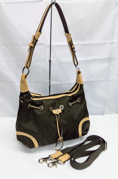 極美品✨ ファルチ 600 オーストリッチ ハンドバッグ 肩掛け 黒 楽天市場】Falchi NewYork ファルチニューヨーク ハンドバッグ