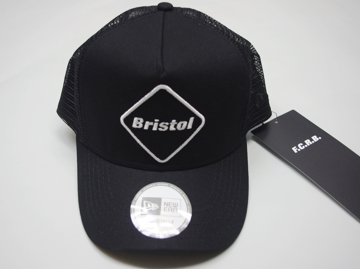 楽天市場 F C Real Bristol エフシーリアルブリストル New Era Emblem Logo Mesh Cap ロゴ キャップ Bid Land
