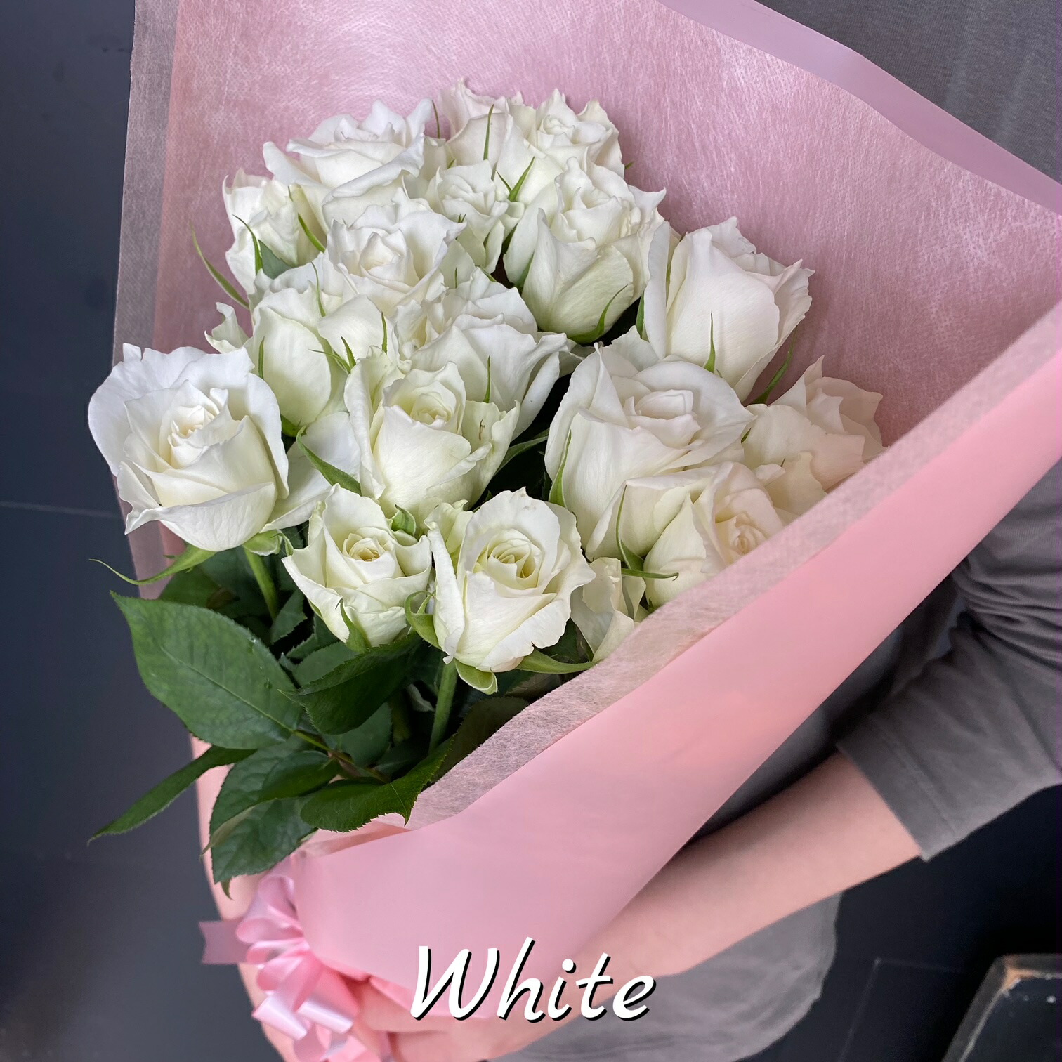 6 30までp10倍 花束 誕生日 国産 限定商品 バラ 結婚式 本 結婚記念日 選べる 5色 サプライズ 送料無料