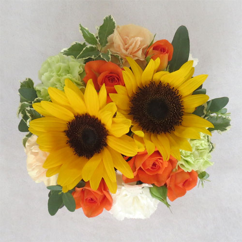 フラワーケーキ プチガトー ひまわりケーキ 誕生日 花 誕生日の花 ヒマワリ Letempslev K7a Com