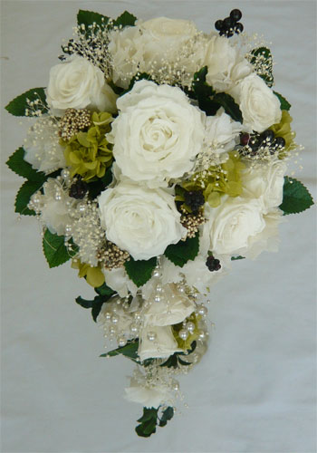 楽天市場】白ユリ、白バラロングキャスケードブーケ【smtb-tk