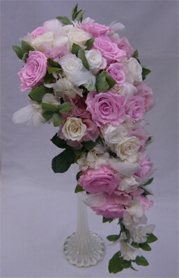 ウエディングブーケ ピンク 白バラとアジサイのキャスケード Smtb Tk フラワーギフト ブルーマート