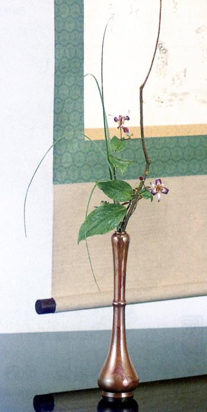楽天市場】花器・花瓶□ 蘭 □佐野宏采作 銅製 桐箱入り【高岡