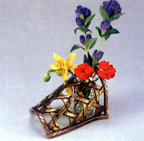 楽天市場】花器・花瓶□ 花器 幸運の壺 □木札・トチ板付□青銅