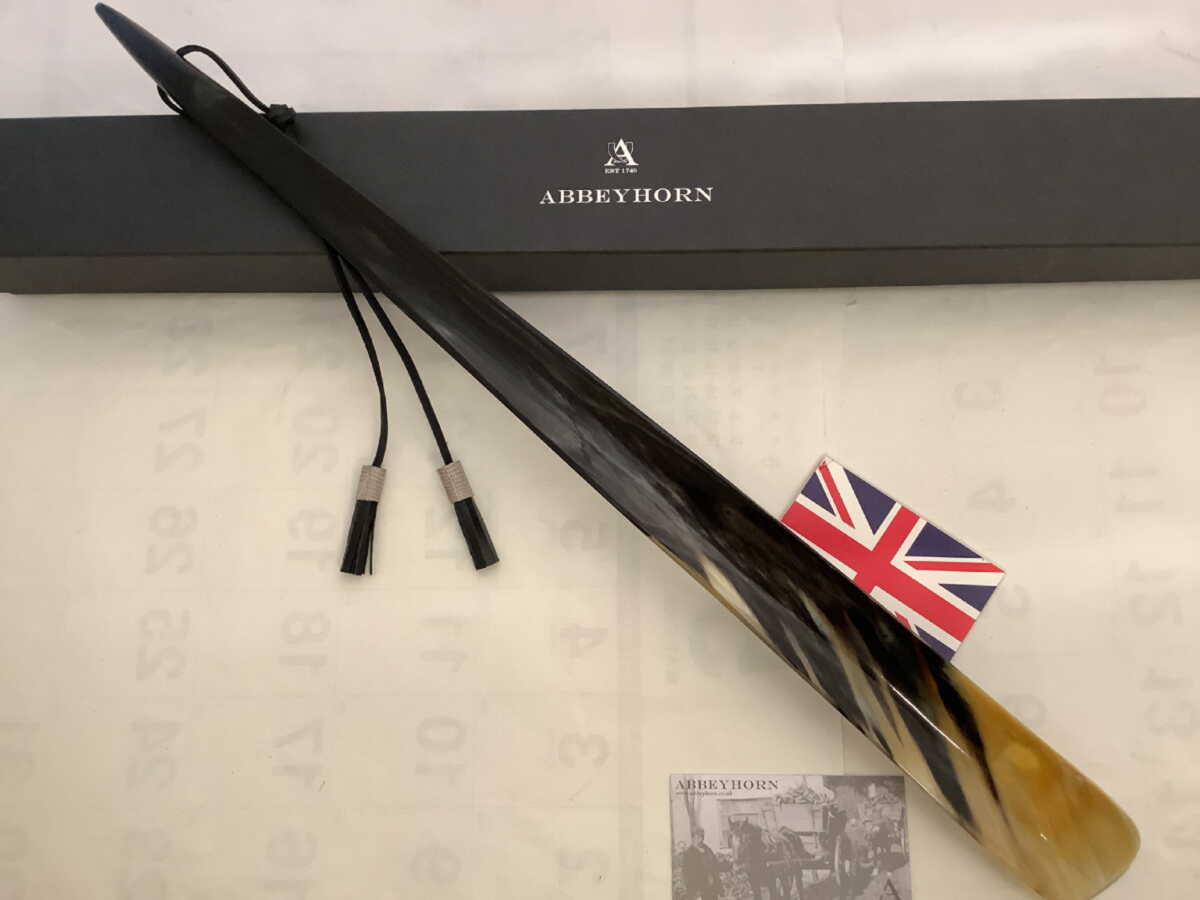 英国製 アビーホーン 最長寸60cmアップ靴べら 本水牛角 withタッセル LH60/A N022