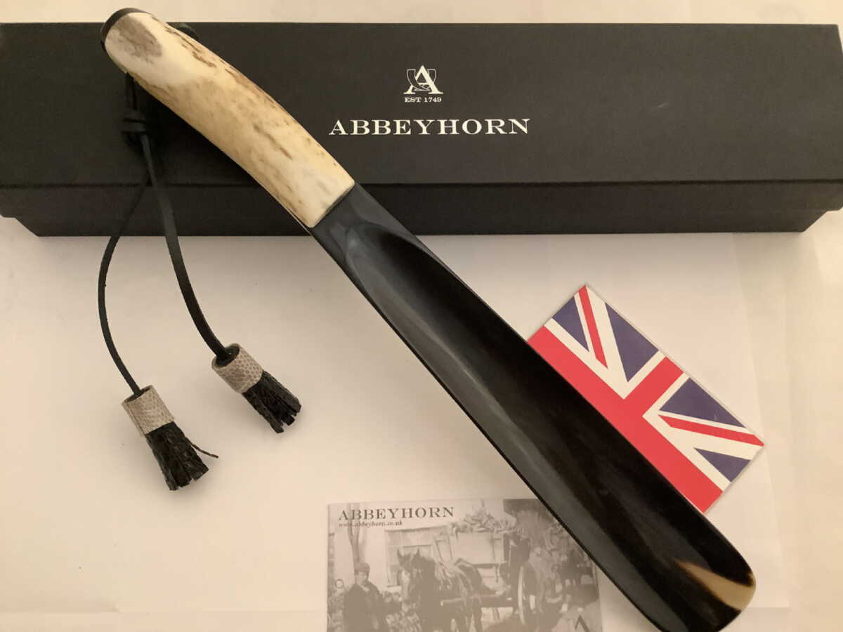 連合王国製アビーホーン30糎本呉牛角\u0026鹿角withリザードタッセルヘビー級靴べらS12/HV N038