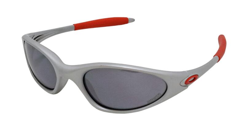 Oakley MINUTE 1.0 サングラス シルバー グレー Oakley MINUTE 1.0 サングラス シルバー グレー