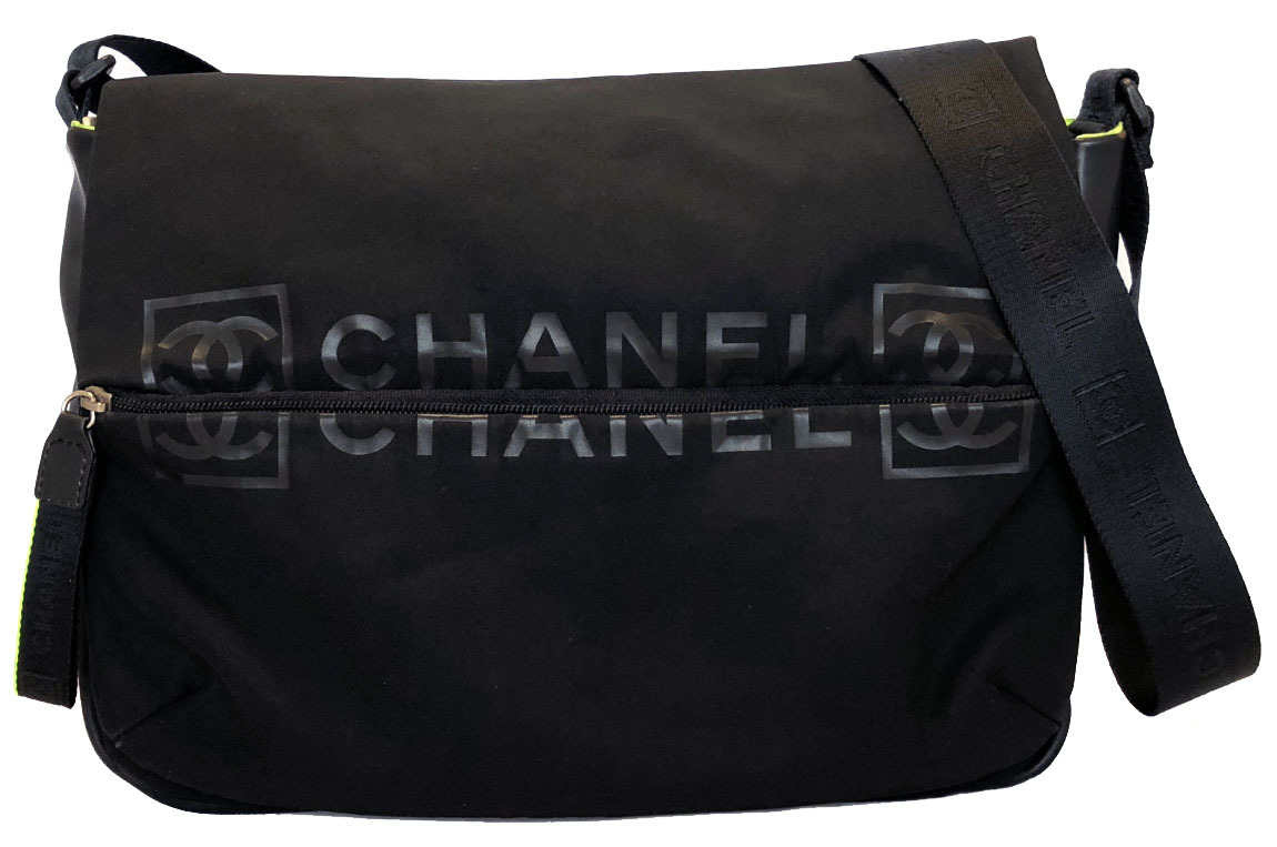chanel messenger bag mens