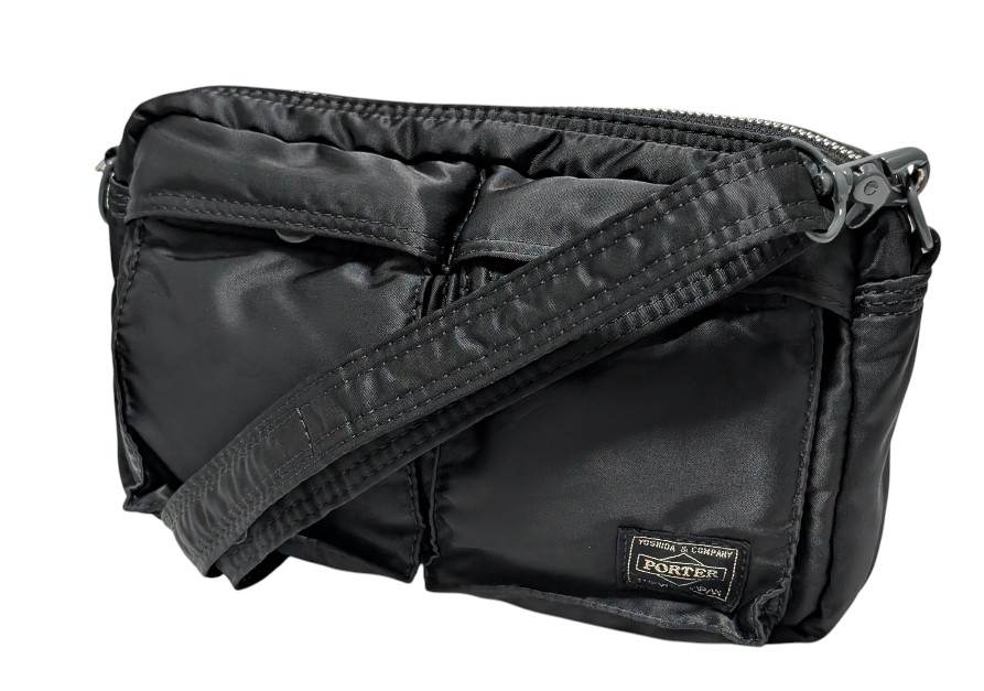美品！PORTER ポータータンカーショルダーバッグ　2層式S ブラック 極美品 ポーター タンカー ショルダーバッグ S 2層式 黒 ナイロン