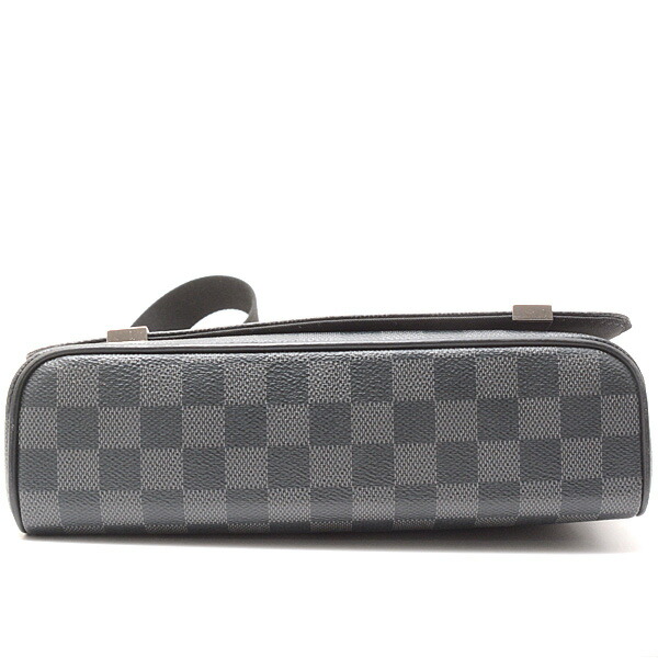 ルイヴィトンバッグメンズショルダーバッグディストリクトPMダミエグラフィットN41028LouisVuitton【中古】