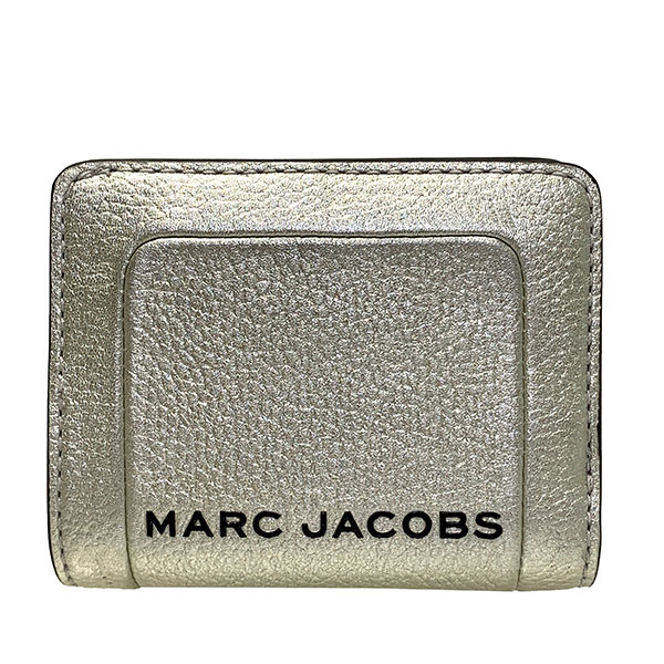 楽天市場 全商品ポイント2倍 マークジェイコブス Marc Jacobs 財布 折りたたみ財布 レディース アウトレット レザー 二つ折り財布 コンパクト M 045 ｼﾙﾊﾞｰ マークジェイコブス Marc Jacobs レディース Www Brandshop Purely