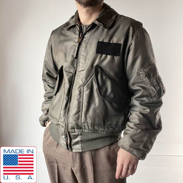 初期型 70s 実物 米軍 CWU-45/P フライトジャケット M アクションプリーツ アラミド USA製 ビンテージ D151【中古】【古着】【メンズ】【通販】【BTOM】
