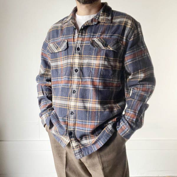 美品 patagonia 峡湾 綿ネル プルオーバー L ボックス席影ぼうし 読み合わせる柄 フランネルプルオーバー 長袖プルオーバー パタゴニア D154【中古】【古着】【メンズ】【通信販売】【BTPL】