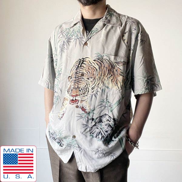 80s USA製 虎柄 和柄 レーヨン アロハシャツ グレー系 L-XL程度 トラ柄 ビンテージ ハワイアン シャツ アメリカ製 D151【中古】【古着】【メンズ】【通販】【BSTL】【BSTX】