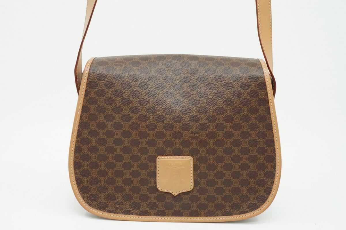 セリーヌ ヴィンテージ マカダム ショルダーバッグ トリオンフロゴ PVCレザー 茶 ブラウン CELINE 6713h｜バイクレイジー 店