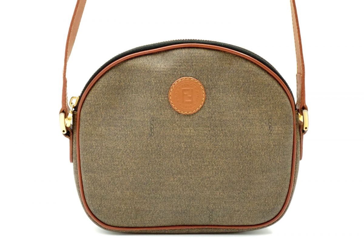 Fendi FFロゴ ショルダーバッグ ブラウン 楽天市場】フェンディ ショルダーバッグ ソフトトランクバゲット