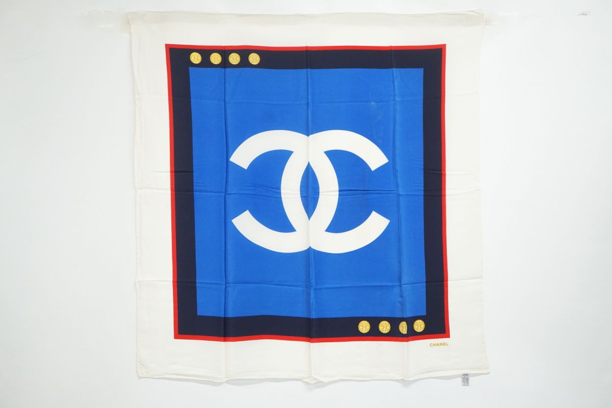 【品格を纏う一枚】CHANEL モノトーン ロゴスカーフ ストール 楽天市場】CHANEL シャネル ストール 大判コットンストール