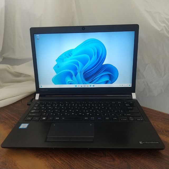 【Win11】【Core i5 第7時人】【記憶装置8GB】【万覚え帳マイコン】★TOSHIBA dynabook R73/J / 8GB★【smtg0401】【RCP】【中古】10P03Dec16