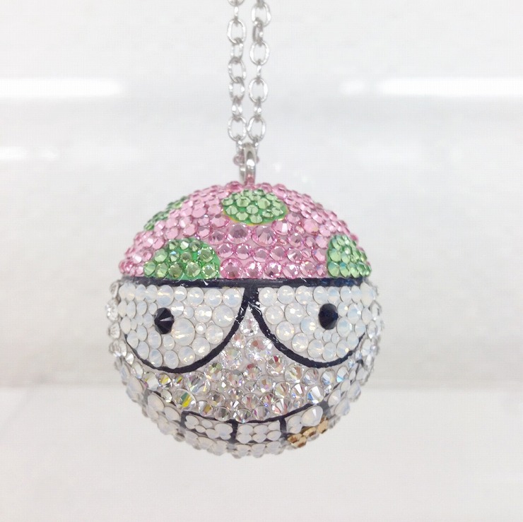 Swarovskiを贅沢に使用 キラキラでゴージャス感max スワロボール バッグ スワロフスキーを使用したデコチャーム 選べるチャームタイプのセミオーダー デコボール クリスタルボール バッグチャーム 02p05nov16 カーブティックイフ