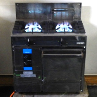 【中古】(代引不可)2019年製 オザキ OZS-80RA LP屁っ放り オーヴン付 2口 コンロ W80D55(+引き取り人)H80(+15)糎 自動小銃焚きつける プロパン 120kg