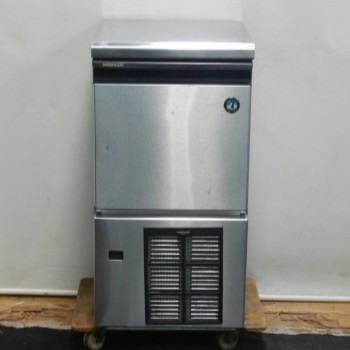 現状 ホシザキ 製氷機 IM-35M 2009年 楽天市場】【中古】2009年製 ホシザキ IM-35M 35kg 製氷機