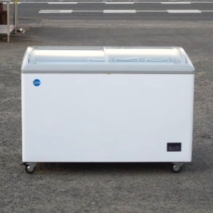【中古】(代引不可)2020年製 JCM JCMCS-240L 長閑やかさ クローズド 氷る 陳列棚 W1206D694H850粍 240L 100V 69kg LED点火装置