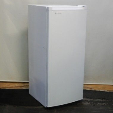 【中古】(代引不可)2023年製 アレジア 前くい違い 凍結器 AR-BD146 W519D600H1225粍 138L 100V 44kg 5段 冷凍庫 直冷式