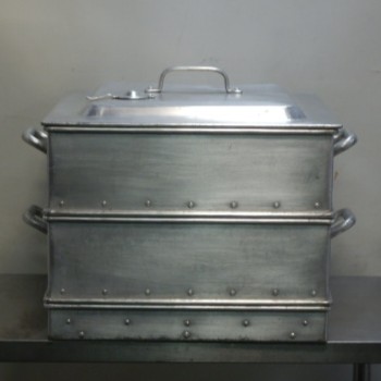 【中古】お役目用 軽銀 角蒸し器 50糎 2段 海洋博物館なし 内寸W47D47深17糎 外寸W50D64H45m せいろ スチーマー16.4kg 角蒸器 明かり 屁っ放り蒸し器用
