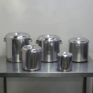 【中古】5【5個セット】業務用 18-8 ステンレス 丸 キッチンポット ふた付 手付22cm 20cm 手無18cm 16cm 12cm 3.79kg｜良品厨房　シティオ豊橋 11,000円
