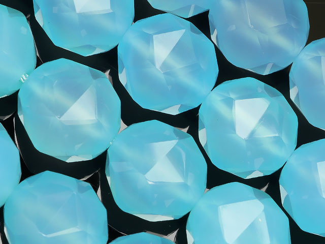シーブルーカルセドニー スターカット 丸玉 12mm【1連販売】▽ シーブルーアゲート シーブルーメノウ 玉髄 Chalcedony 面カット ラウンドカット 連売り 天然石 ビーズ パワーストーン パーツ アクセサリー 素材 材料