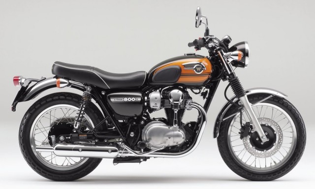 カワサキ　Ｗ８００　専用　メッシュワイヤーセット　(STD～300mmロング)　【国産】NEXTDOOR製　ＥＪ８００Ａ系　２０１１年～２０１４年｜カスタムパーツ ネクストドア