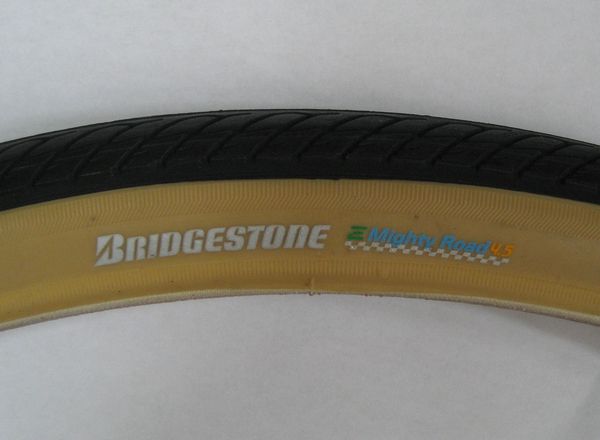 楽天市場】BRIDGESTONE ブリヂストン タフロード タイヤのみ 1本 WO26x1-3/8 タイヤサイド色 アメ色 シティサイクル車用タイヤ  Tough Road CTR26-X 2700650BLA P5367 : サイクルロード