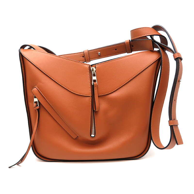【飯能中央局】 ロエベ ハンモック 御徒面子 スモール レディース ショルダーバッグ 387.30.S35 クラシックカーフ タン DH90487【大黒屋質店見せびらかす】 【中古】【貨物輸送無料】【店先受け取り証書相応う商いもの】