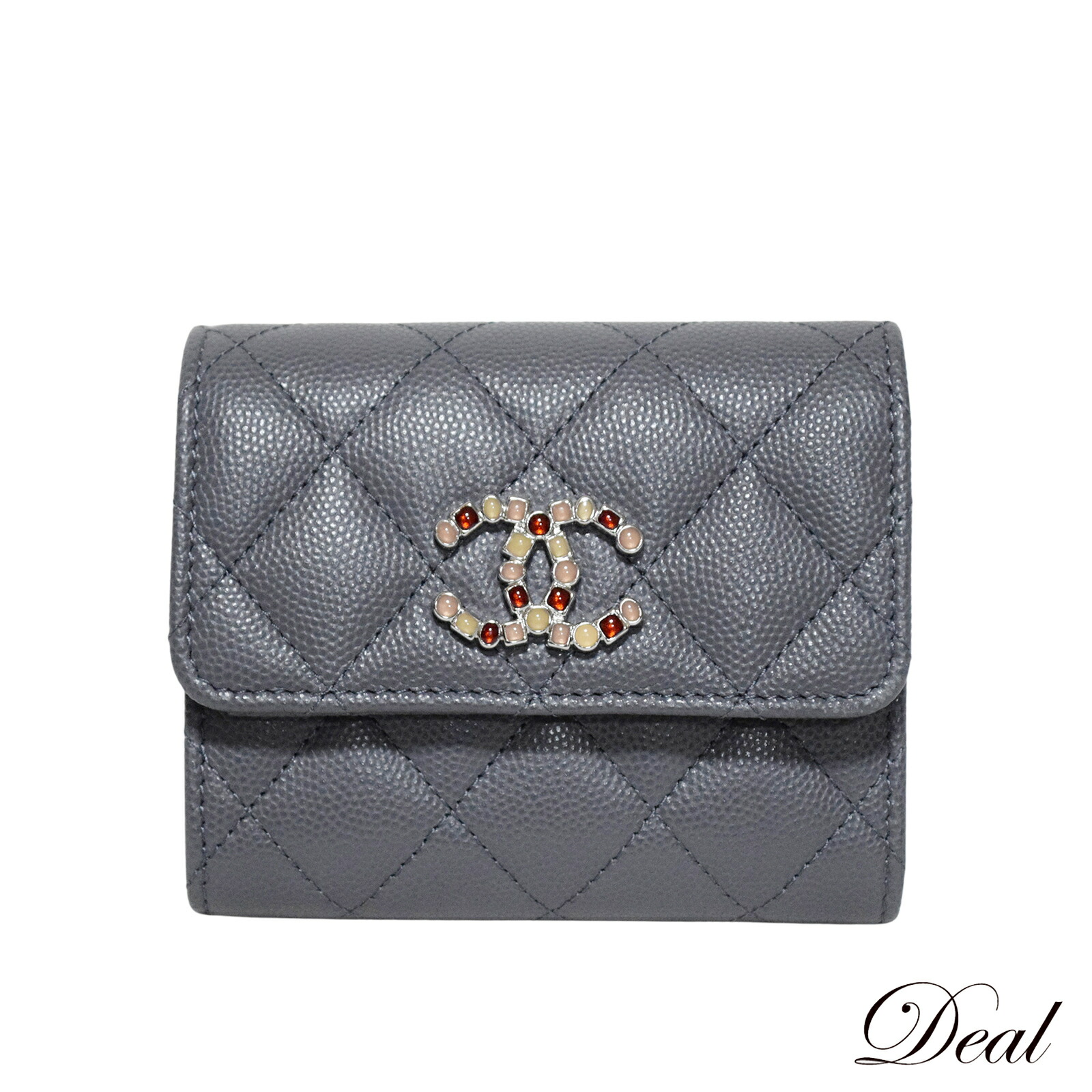 完売前_入手困難のパープル_CHANEL_二つ折り_財布_キャビア CHANEL パープルレザー二つ折り財布フランス製