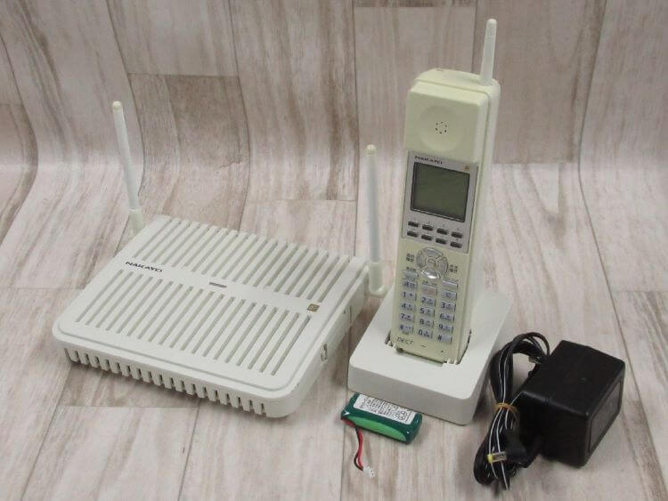 【中古】【日焼】 \u003cBR\u003eNYC-8iF-DCLL W \u003cBR\u003eナカヨ/NAKAYO iF \u003cBR\u003eデジタルコードレス電話\u003cBR\u003e【商行為電話機 御勤め用 電話 本体】