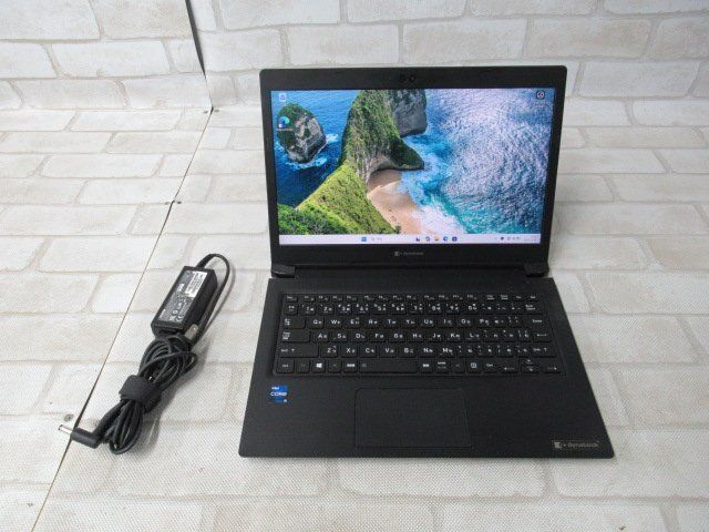 【中古】 <br>東芝 dynabook S73/HS <br>【 Win11 Pro / i5-1135G7 / 8.00GB / SSD:256GB 】 <br>【 中古 ビジネスホン パソコン 業務用 電話機 本体】<br>