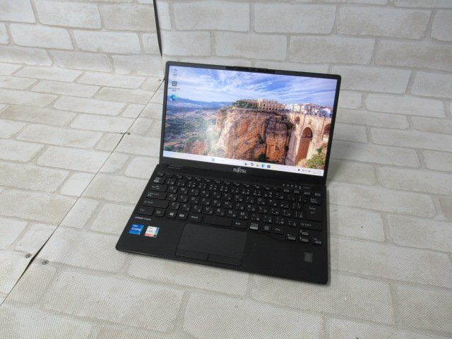 【中古】【ACなし】 \u003cBR\u003e富士通 LIFEBOOK U9311/F \u003cBR\u003e【 Win11 Pro / i5-1135G7 / 8.00GB / SSD:512GB 】 \u003cBR\u003e【 中古 商行為電話機 マイコン 御勤め用 電話 本体】\u003cBR\u003e\u003cBR\u003e