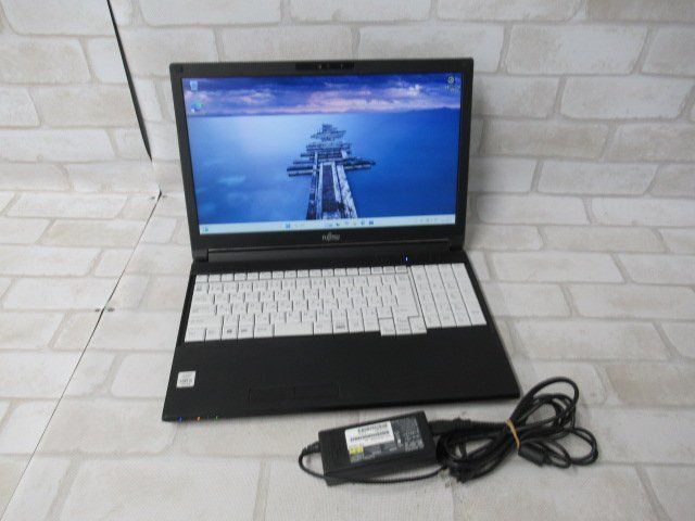 【中古】【タッチパッド動作不良】 富士通 LIFEBOOK A5510/EX 【 Win11 Pro / i5-10210U / 8.00GB / SSD:512GB 】 【 中古 ビジネスホン パソコン 業務用 電話機 本体】