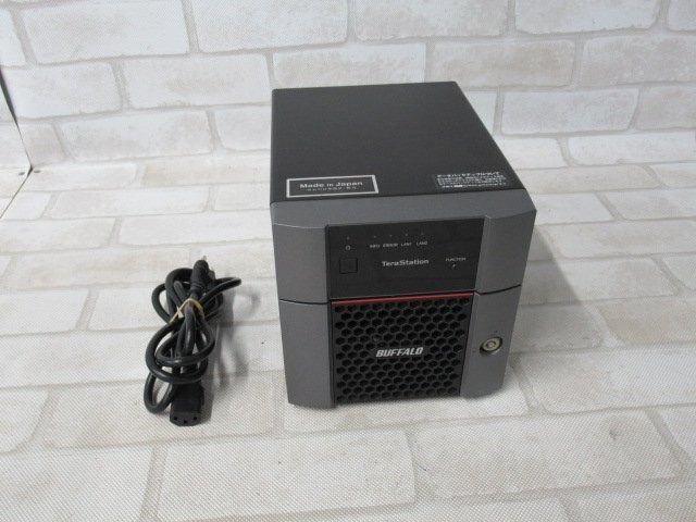 【中古】【鍵無】 TS3210DN0202 バッファロー / BUFFALO TS3210DN Series 1TB&times;2 TeraStation 【 中古 ビジネスホン NAS 業務用 電話機 本体】｜日商電販　店