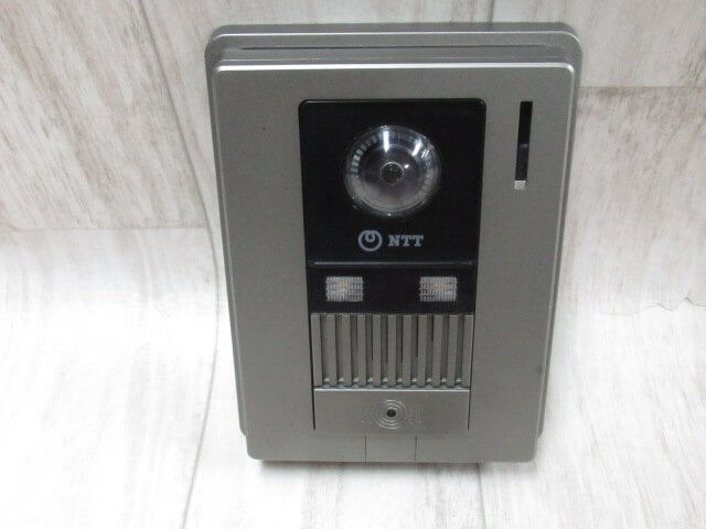 【中古】カラーカメラドアホン－P5 \u003cBR\u003eNTT 部屋の入り口電話機 \u003cBR\u003e【商行為電話機 お役目用 電話 本体】