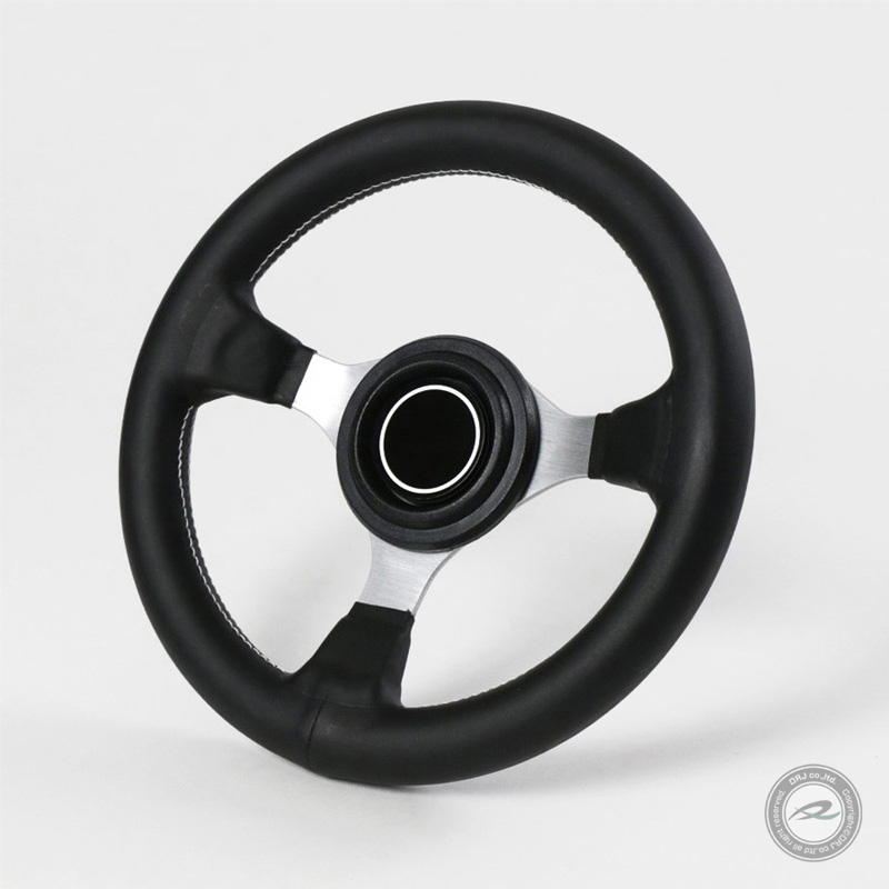 楽天市場】栃木発☆在庫有☆ MOMO ☆ 現行最小径 モモ