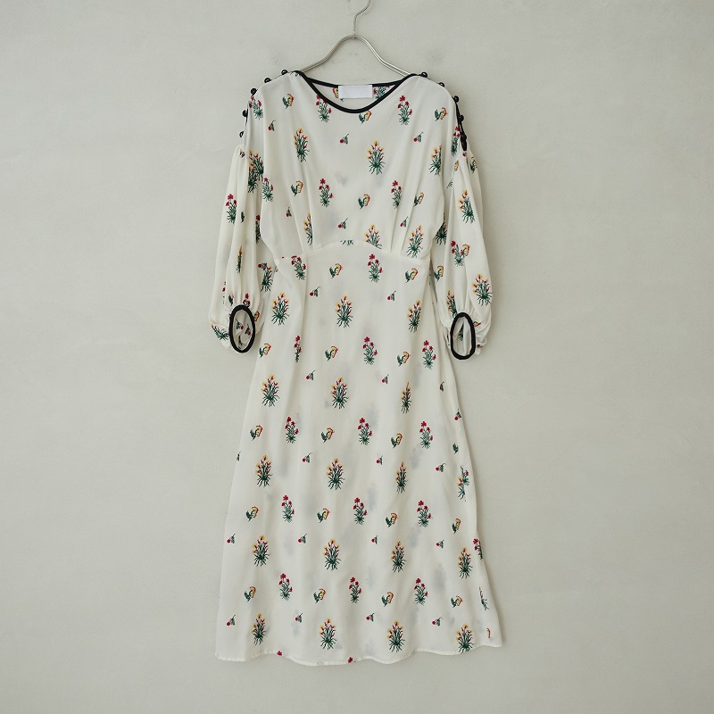 マメクロゴウチ Mame Kurogouchi フラワー刺繍ワンピース 2 中古 41f12 高価買取中 Psicologosancora Es